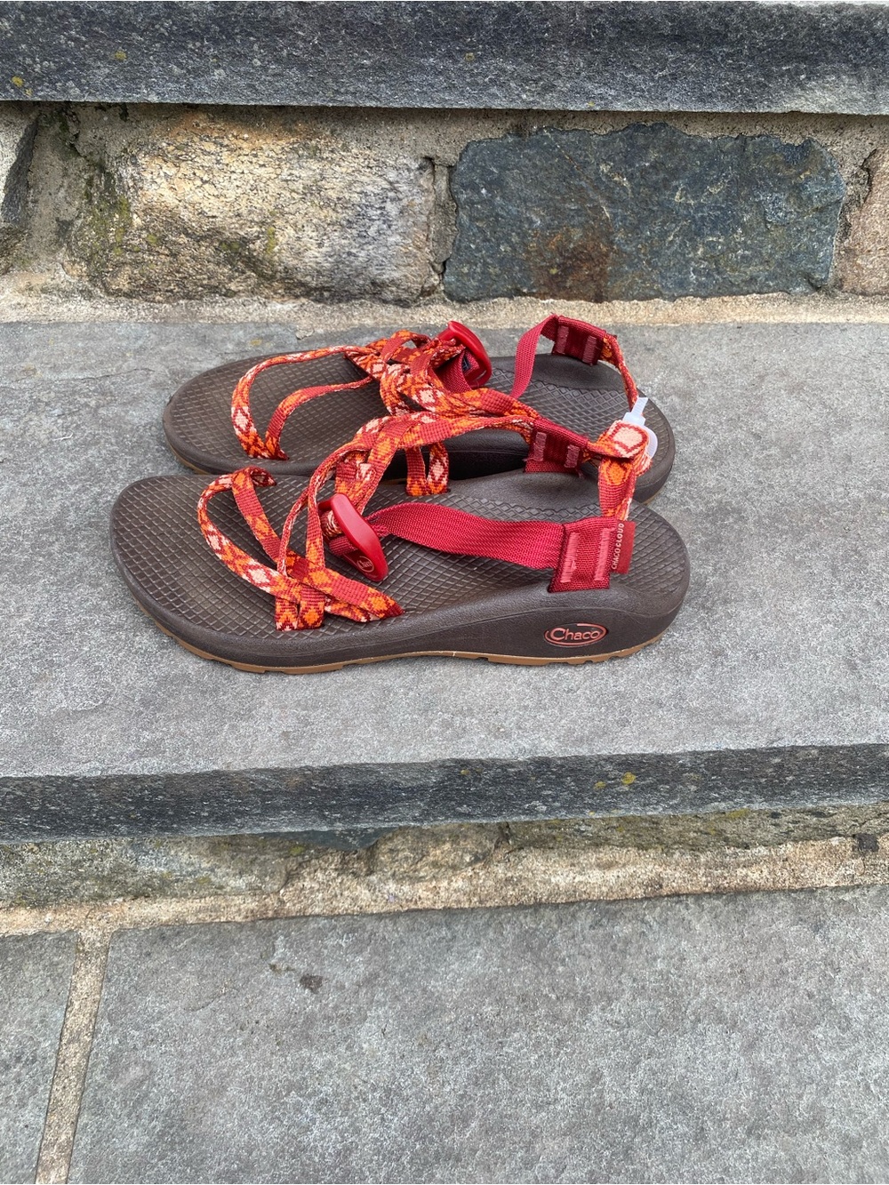 Chaco Women's Orange Red Patterned Strap Sandals 7 - Picture 9 of 13